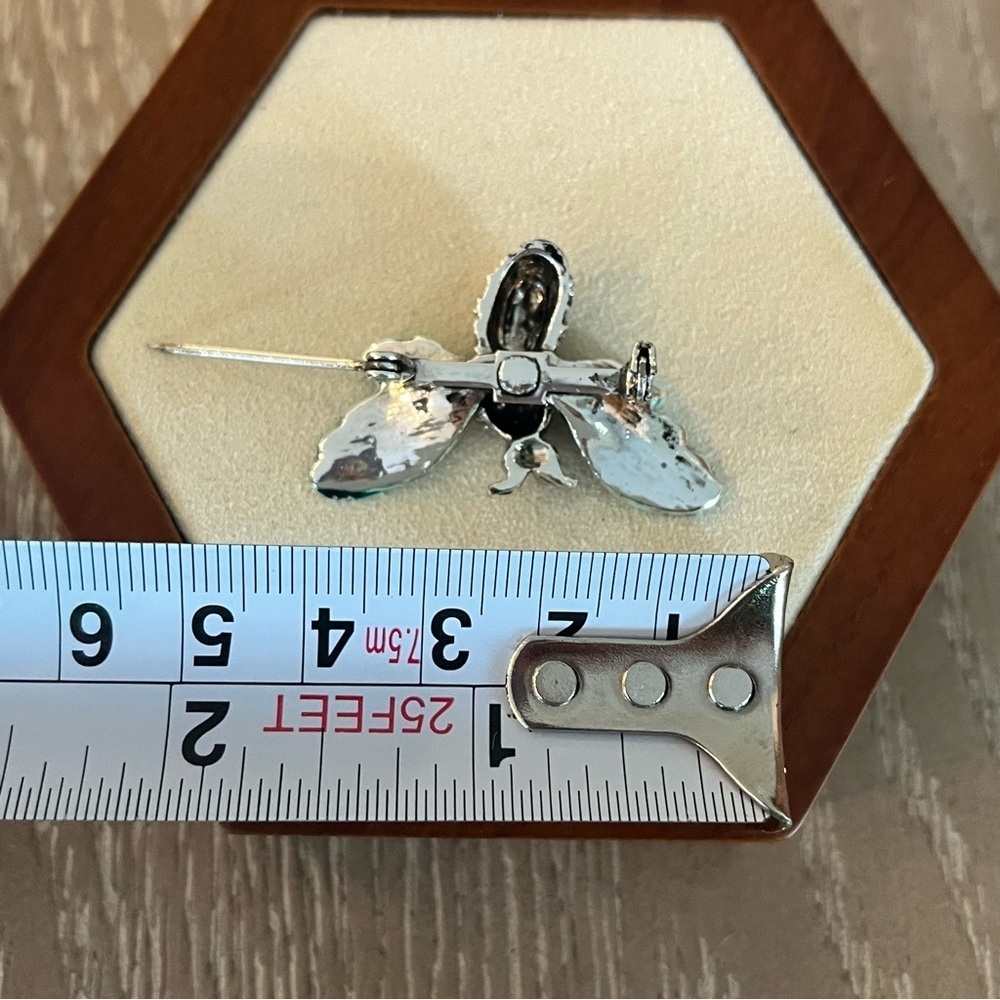 Vintage Blue and Silver Bee Brooch - Picture 9 of 9
